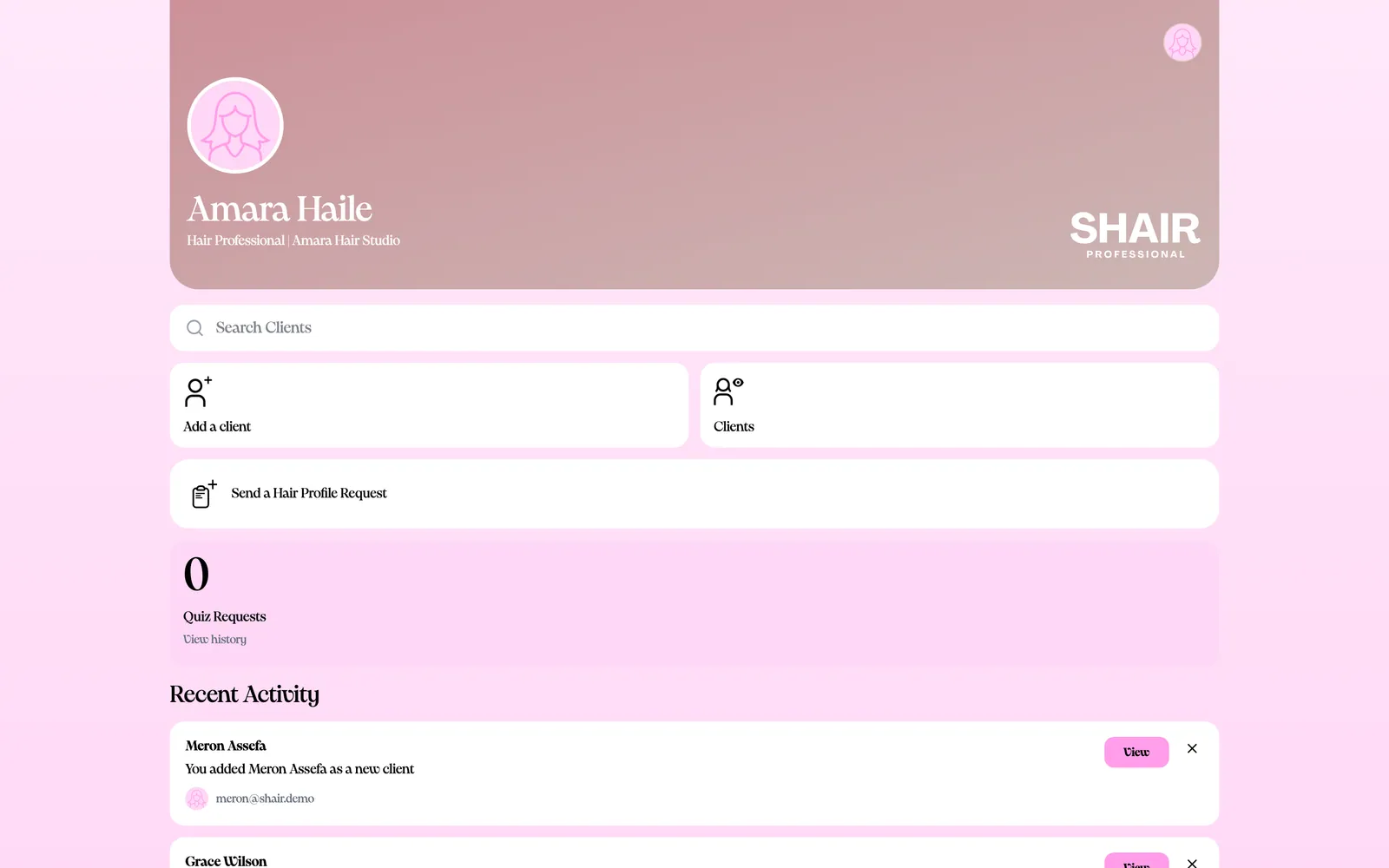 Shair professional dashboard with client search, add-client and quiz request actions and a recent activity feed